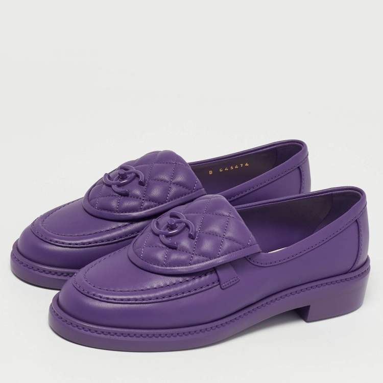 Pre Owned Chanel CC Size 36.5 Purple Quilted Leather CC Turnlock Loafers
