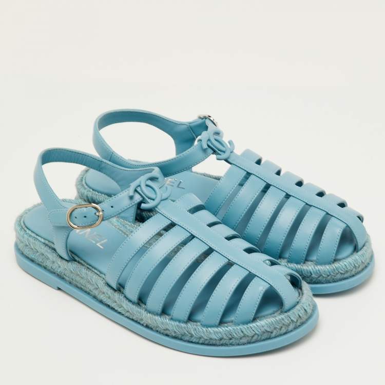 Pre Owned Chanel Size 39 Light Blue Leather Interlocking CC Logo Gladiator Flat Sandals