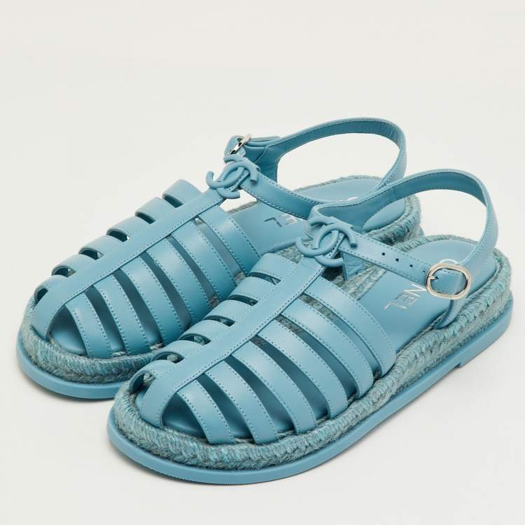 Pre Owned Chanel Size 39 Light Blue Leather Interlocking CC Logo Gladiator Flat Sandals