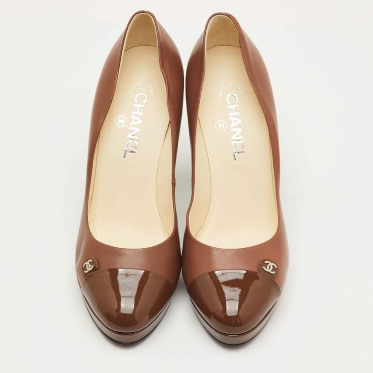Pre Owned Chanel Size 39.5 Brown Leather and Patent Leather CC Cap Toe Platform Pumps
