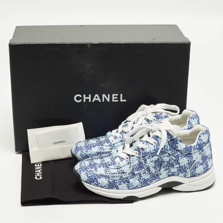 Pre Owned Chanel CC Size 37 Blue Tweed Low Top Sneakers
