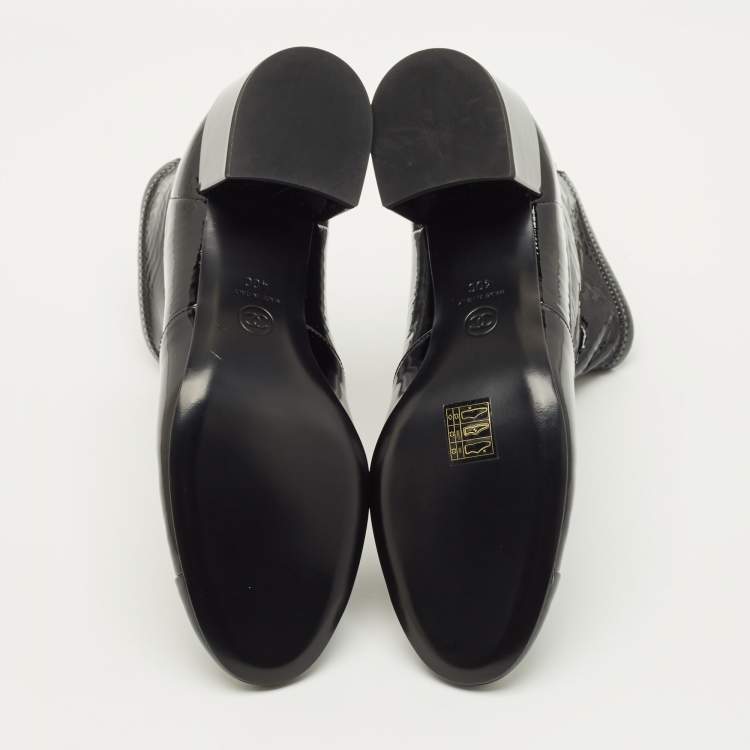 مملوكة مسبقًا Chanel CC Size 40 Black Patent Leather Ankle Length Boots