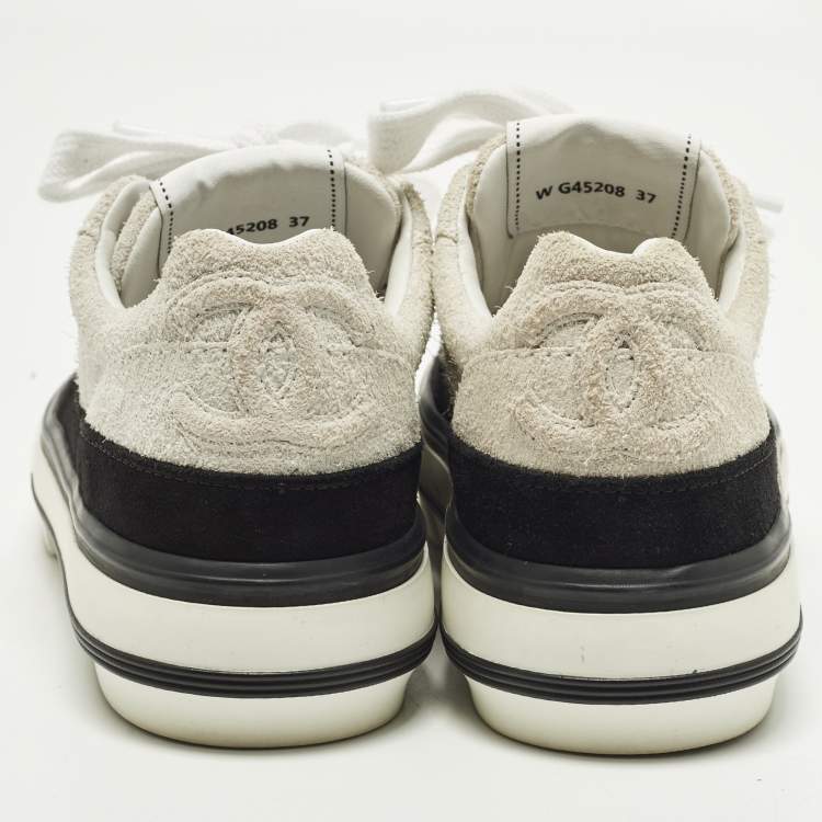 Pre Owned Chanel Coco Mark Size 37 Grey/Black Suede Lace Up Sneakers