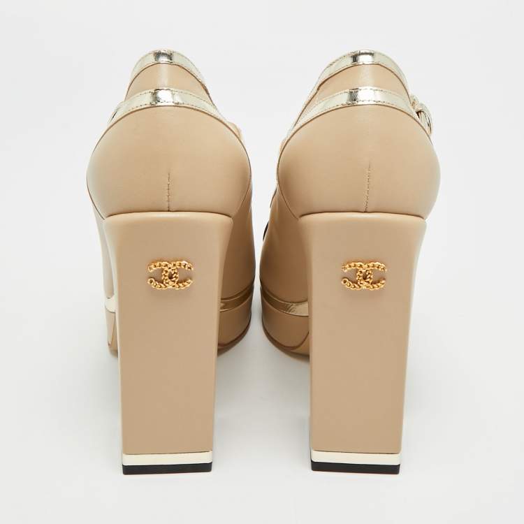 Pre Owned Chanel CC Size 39 Multicolor Leather and Grosgrain Mary Jane Pumps