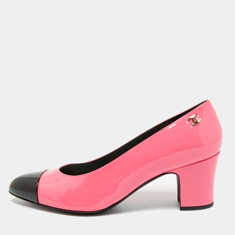 Pre Owned Chanel CC Size 40 Pink/Black Patent Leather Cap Toe Block Heel Pumps