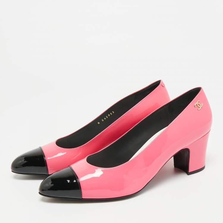 Pre Owned Chanel CC Size 40 Pink/Black Patent Leather Cap Toe Block Heel Pumps