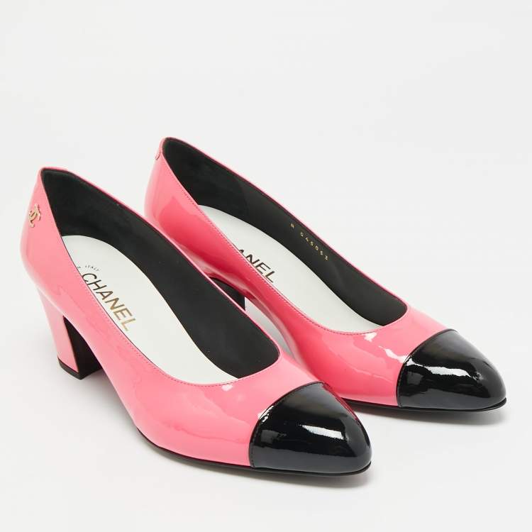 Pre Owned Chanel CC Size 40 Pink/Black Patent Leather Cap Toe Block Heel Pumps