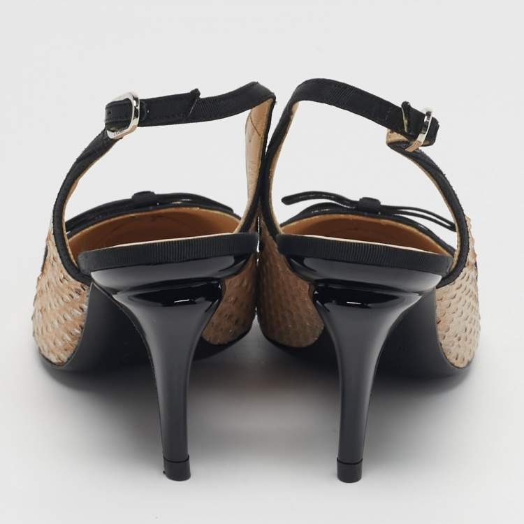 Pre Owned Chanel CC Size 39 Beige/Black Snakeskin and Fabric Bow Cap Toe Slingback Pumps