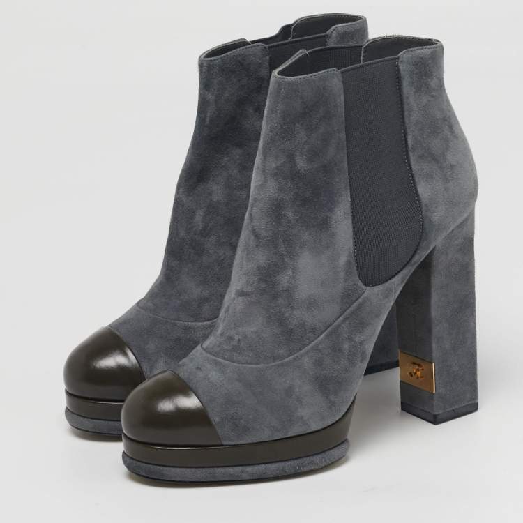 مملوكة مسبقًا Chanel Size 39.5 Grey/Green Leather and  Suede Ankle Length Boots