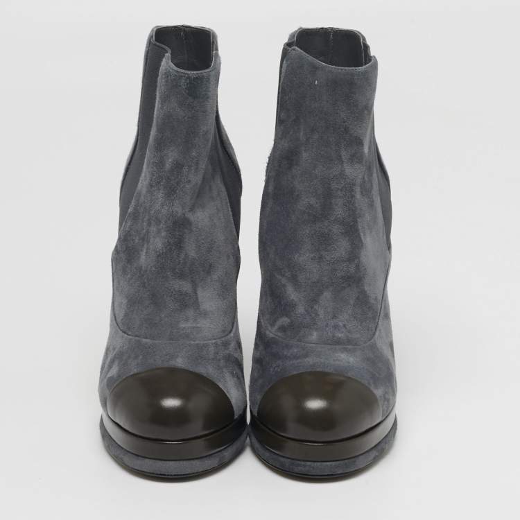 مملوكة مسبقًا Chanel Size 39.5 Grey/Green Leather and  Suede Ankle Length Boots