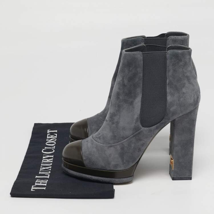 مملوكة مسبقًا Chanel Size 39.5 Grey/Green Leather and  Suede Ankle Length Boots