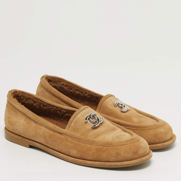 Pre Owned Chanel CC Size 38.5 Brown Suede Loafers