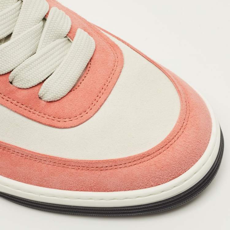 Pre Owned Chanel CC Size 39 Two Tone Suede Low Top Sneakers
