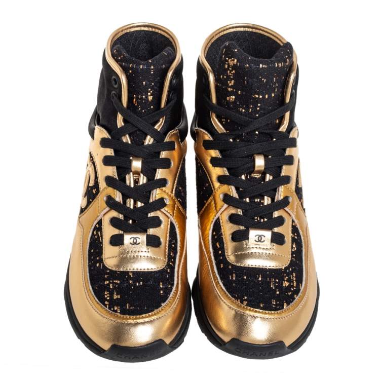 Pre Owned Chanel Black/Gold Tweed and Patent Leather CC High Top Sneakers Size 38