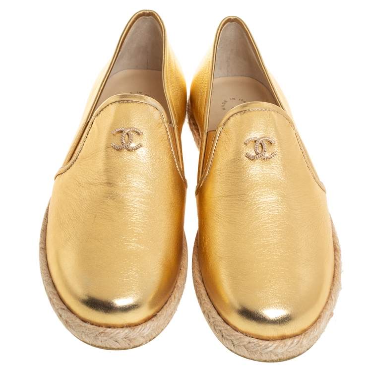 Pre Owned Chanel Metallic Gold Leather CC Espadrille Loafers Size 36