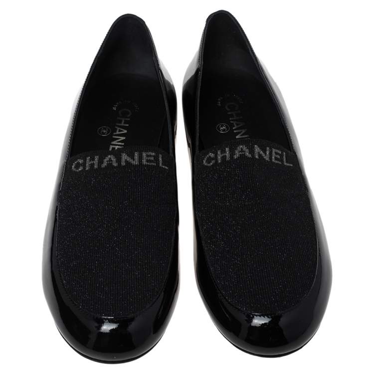 Pre Owned Chanel Black Patent Leather and Knit Fabric Slip On Loafers Size 40.5