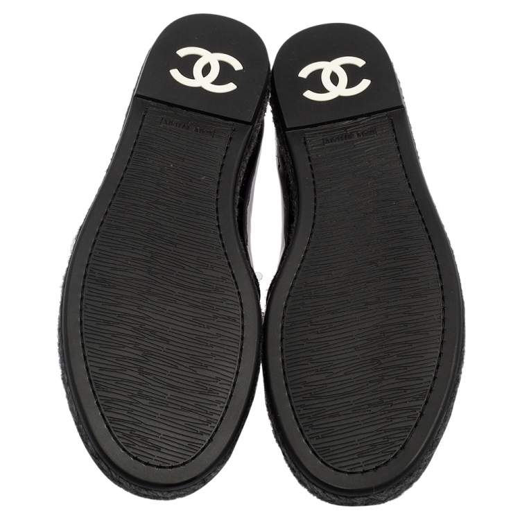 Pre Owned Chanel Black Patent Leather Flattie CC Logo Espadrille Loafers Size 39