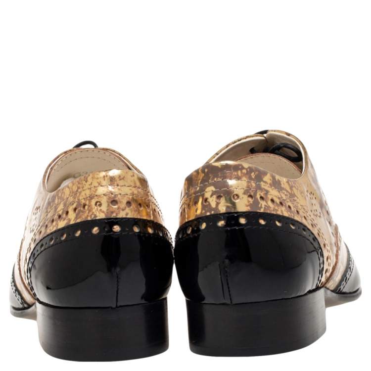 Pre Owned Chanel Metallic Gold/Black Patent Leather  Brogue Lace-Up Oxford  Size 40