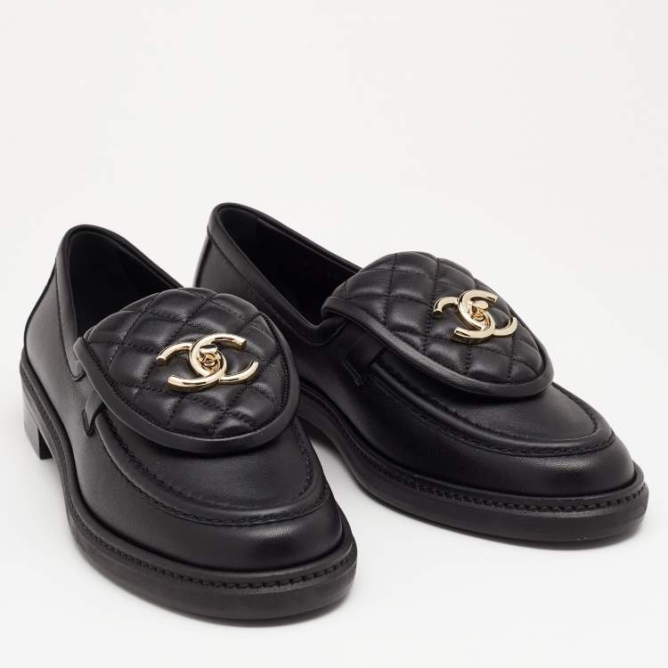 Pre Owned Chanel Black Quilted Leather CC Turnlock Loafers Size 37