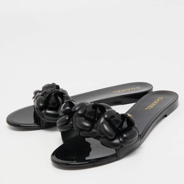 Chanel Black Rubber CC Camellia Flat Slides Size 39 Chanel
