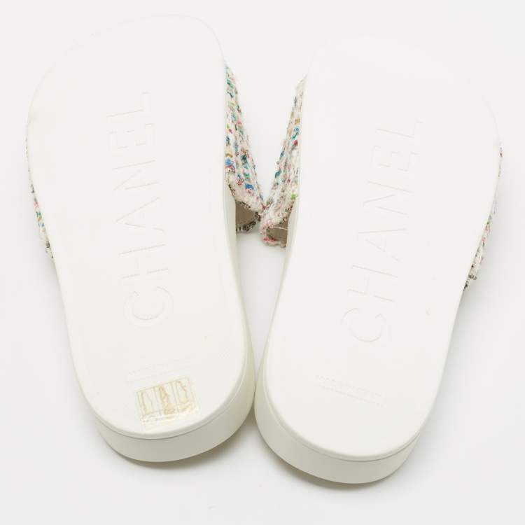 Pre Owned Chanel White Tweed CC Camellia Flat Slides Size 37