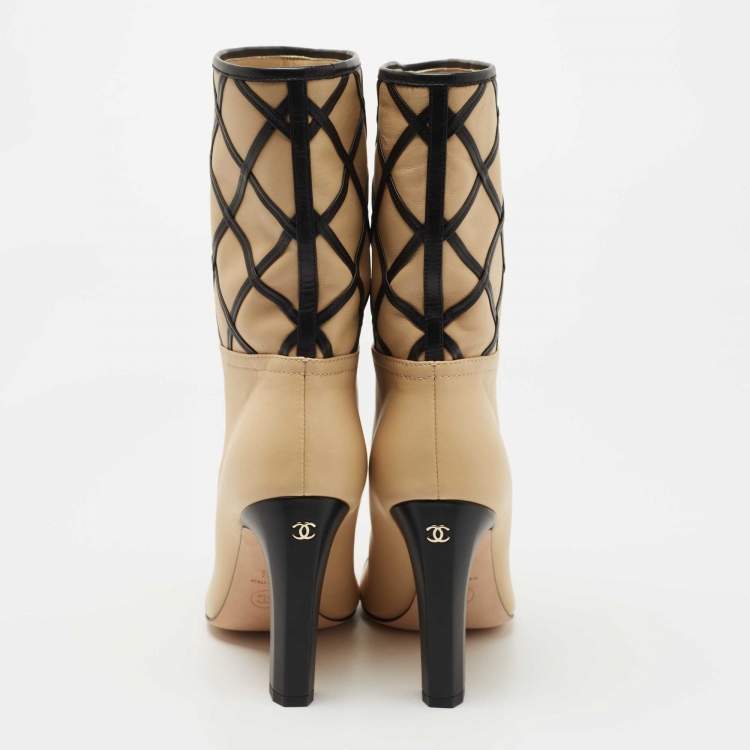 Pre Owned Chanel Beige/Black Interlocking Leather Cap Toe Mid Calf Boots Size 36.5