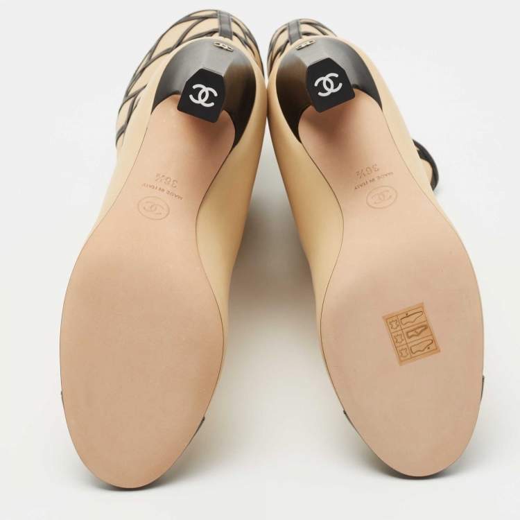 Pre Owned Chanel Beige/Black Interlocking Leather Cap Toe Mid Calf Boots Size 36.5