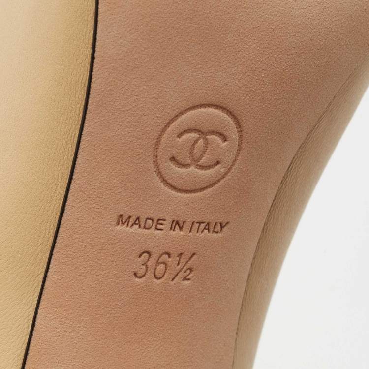 Pre Owned Chanel Beige/Black Interlocking Leather Cap Toe Mid Calf Boots Size 36.5