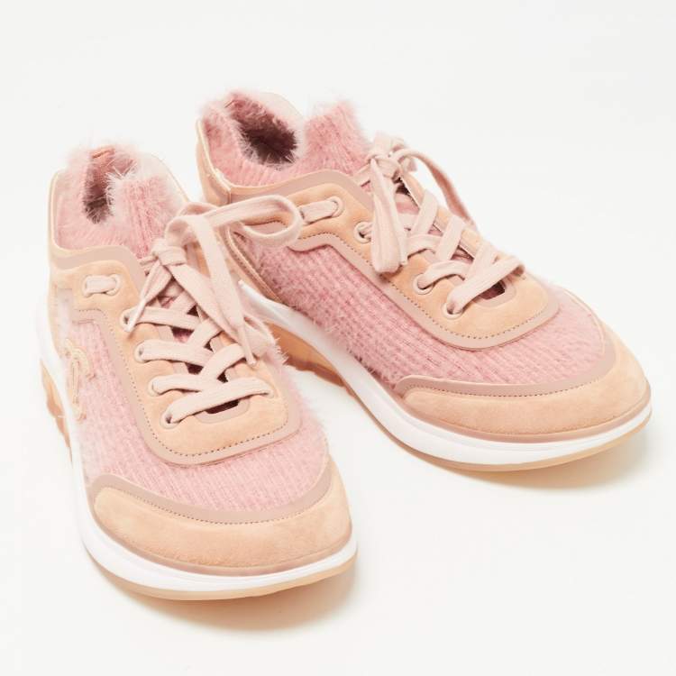 Pre Owned Chanel Pink Suede and Fabric Interlocking CC Logo Sneakers Size 38.5