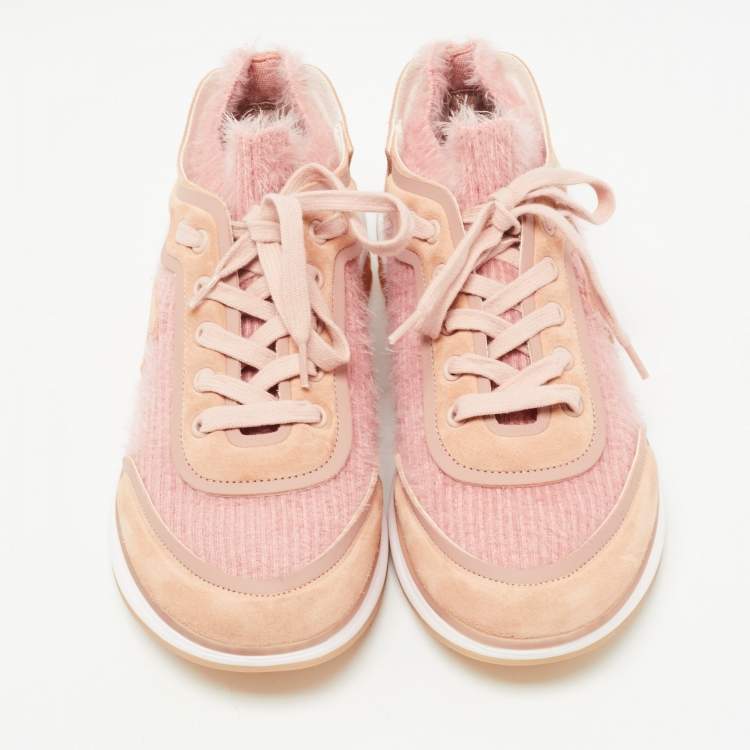Pre Owned Chanel Pink Suede and Fabric Interlocking CC Logo Sneakers Size 38.5