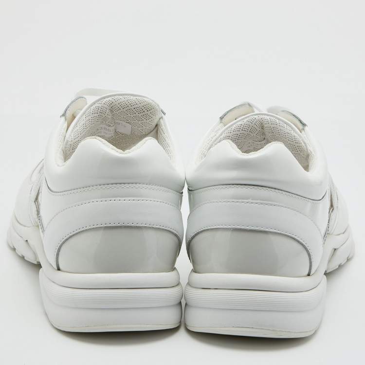 Pre Owned Chanel White PVC and Patent Leather CC Low Top Sneakers Size 39.5