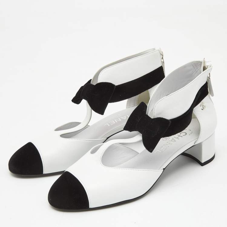 Chanel White/Black Velvet and Leather Bow Cutout Block Heel Pumps Size 38  Chanel