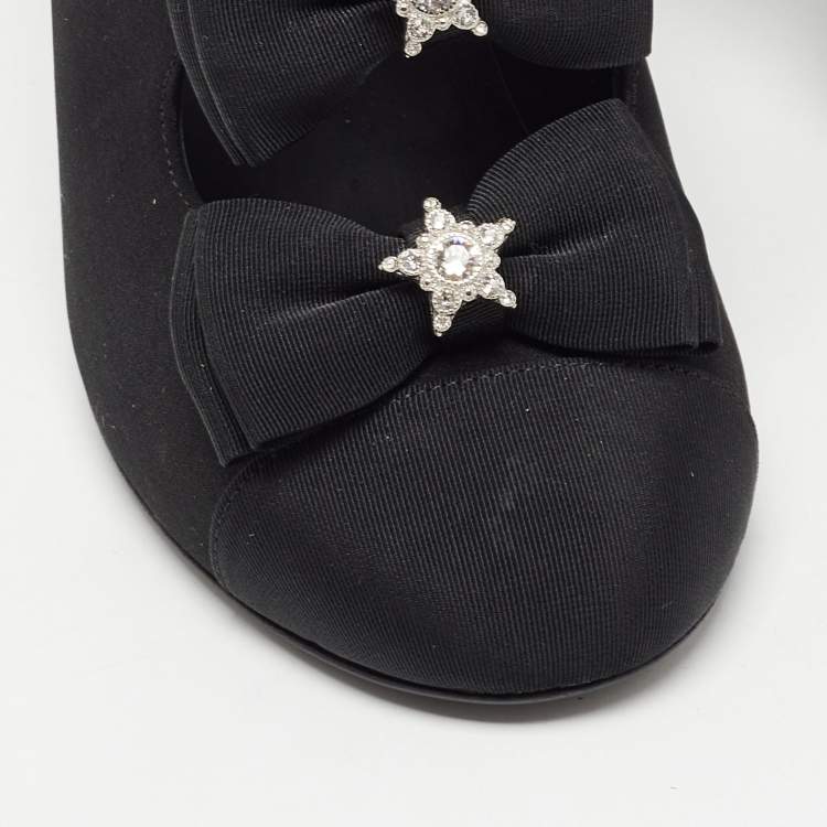 Pre Owned Chanel Black Canvas Cutout Bow Ankle Boots Size 38