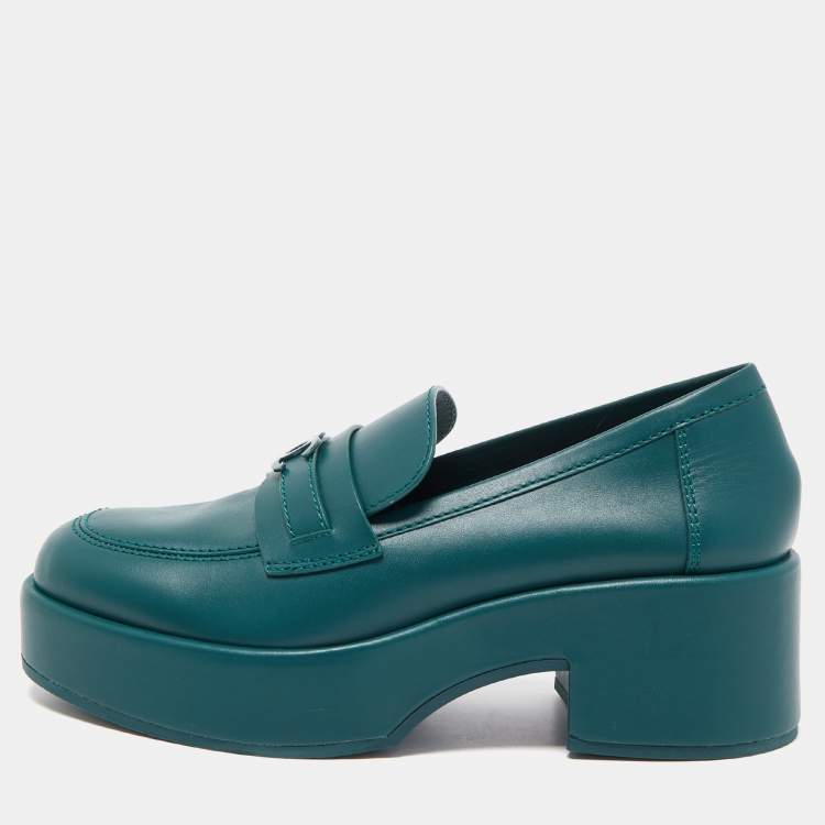 Pre Owned Chanel Dark Green Leather CC Platform Loafers Size 39
