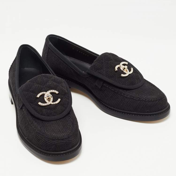 Pre Owned Chanel Black Fabric Quilted CC Crystal Embellished Slip On Loafers Size 38