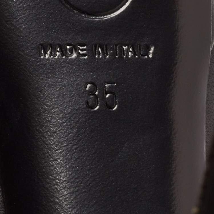 Pre Owned Chanel Black Leather CC Cap Toe Pumps Size 35