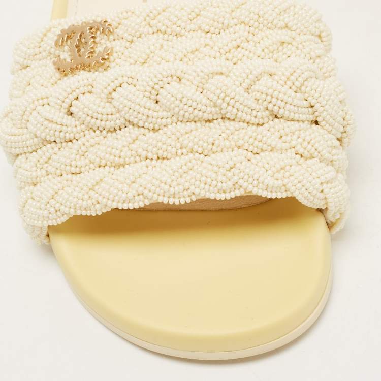 Pre Owned Chanel White Beads Briaded Slide Sandals Size 36