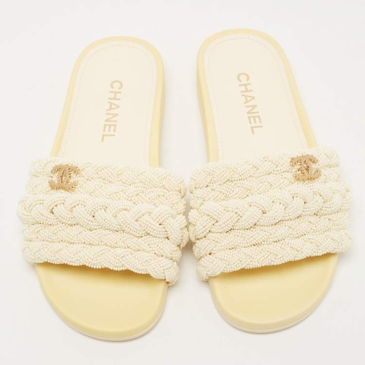 Pre Owned Chanel White Beads Briaded Slide Sandals Size 36
