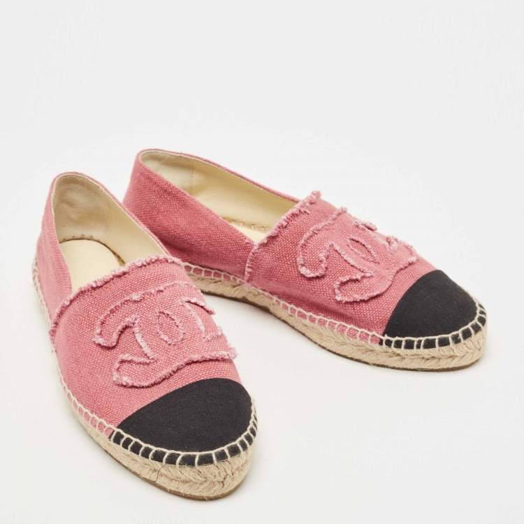 Pre Owned Chanel Pink/Black Canvas CC Cap Toe  Espadrille Flats Size 41