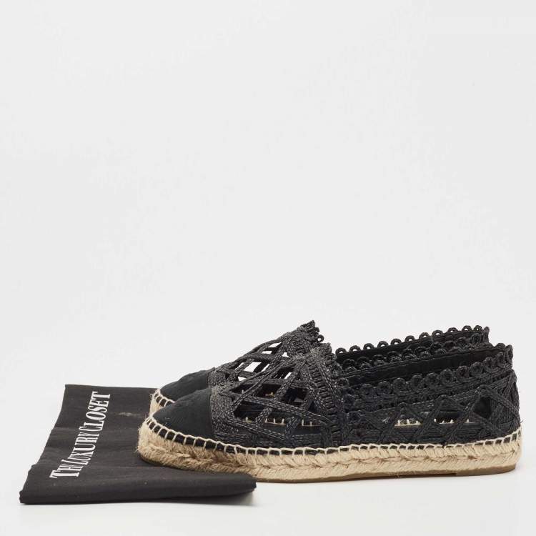 Pre Owned Chanel Black Canvas and Raffia  Interlocking CC Logo Espadrille Flats Size 40
