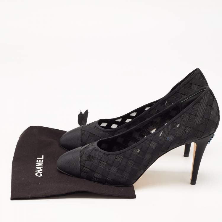 Pre Owned Chanel Black Mesh and Canvas CC Pumps Size 41