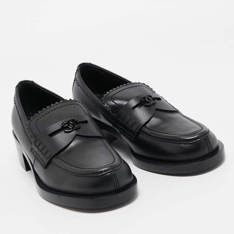 Pre Owned Chanel Black Leather Slip On Loafers Size 38.5