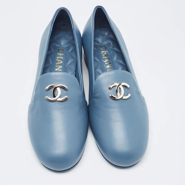 Pre Owned Chanel Blue Leather CC Smoking Slippers Size 38