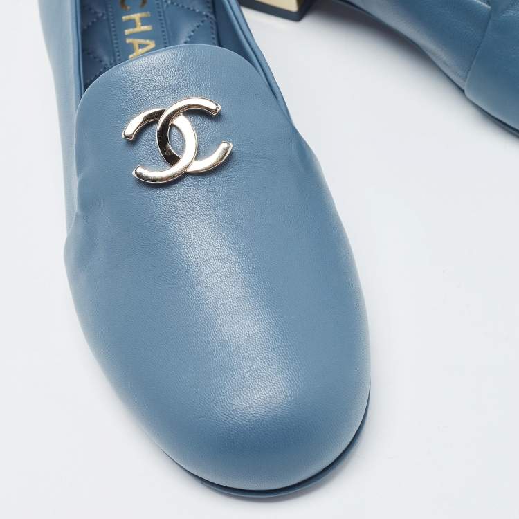 Pre Owned Chanel Blue Leather CC Smoking Slippers Size 38