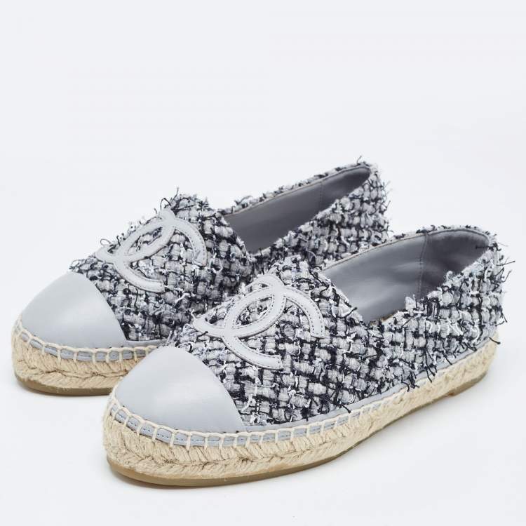 Pre Owned Chanel Grey Tweed and Leather Cap Toe CC Espadrille Flats Size 36