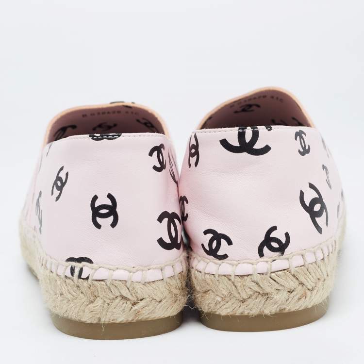 Pre Owned Chanel Pink/Black CC Print Leather Espadrille Flats Size 41
