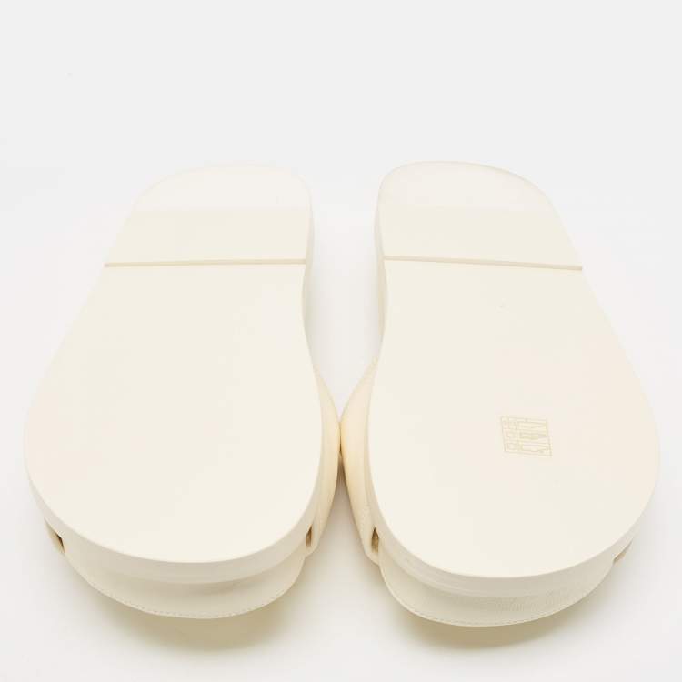 Pre Owned Chanel Cream Leather Logo Slides Size 40