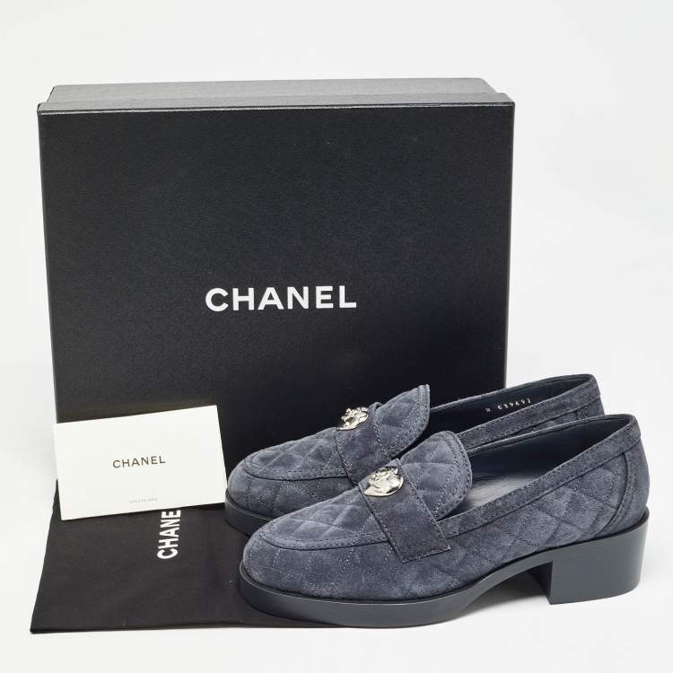 Pre Owned Chanel Navy Blue Quilted Suede CC Heart Loafers Size 37.5