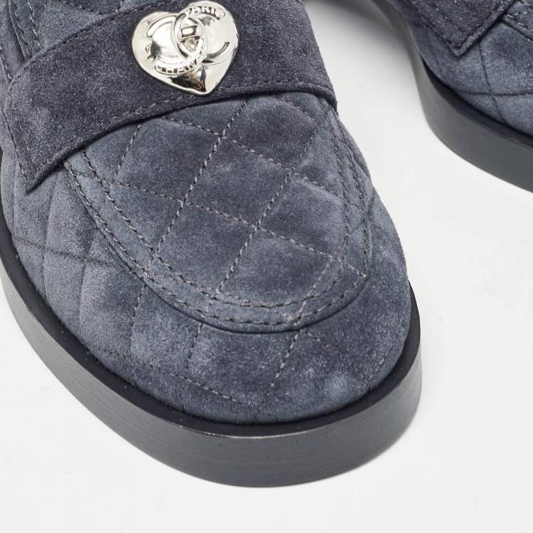 Pre Owned Chanel Navy Blue Quilted Suede CC Heart Loafers Size 37.5