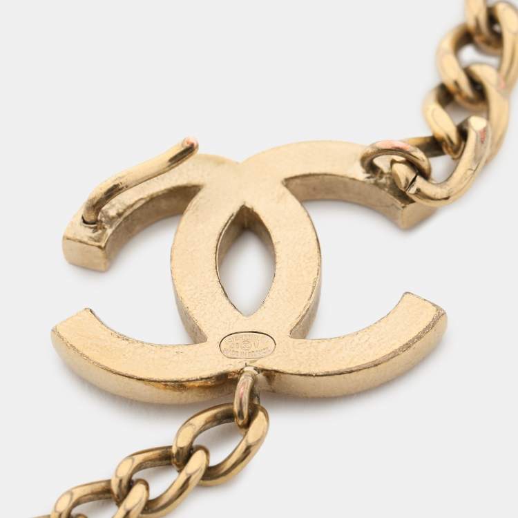 Pre Owned Chanel Gold Tone Enamel CC Charm Chain Belt